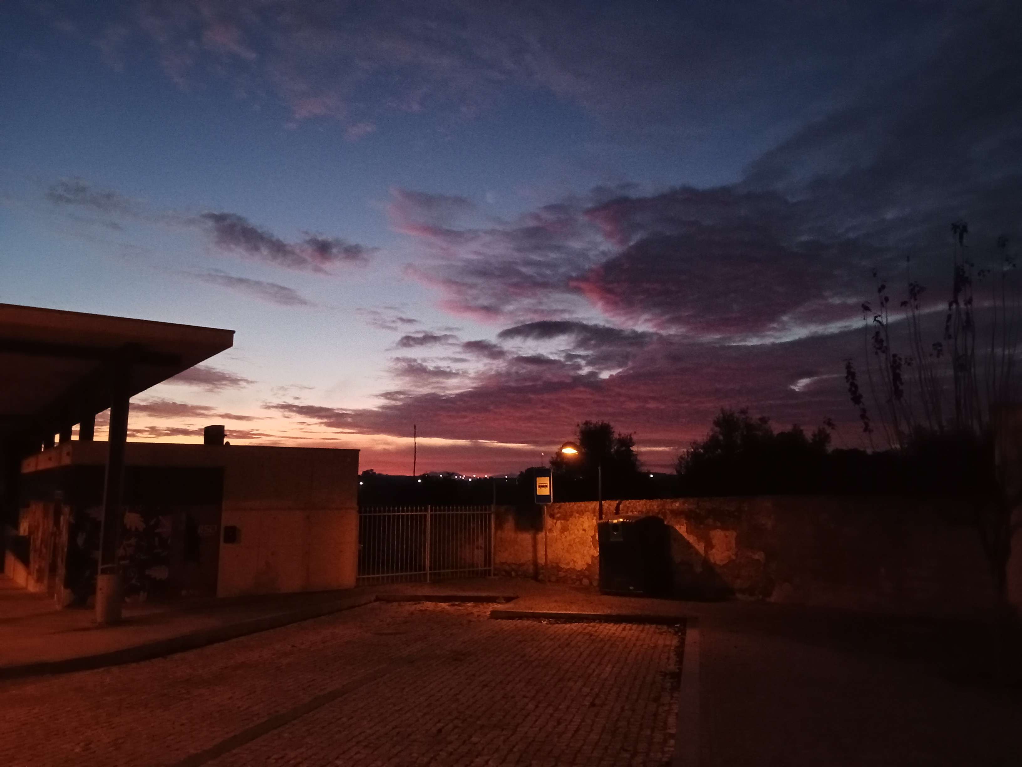 taken at the same time the last one was taken. the sunset hittin the clouds is amazing, gets me emotional